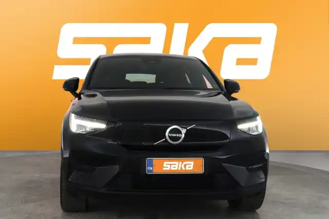 Musta Maastoauto, Volvo C40 – VAR-39431