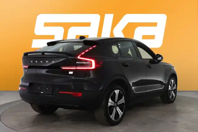 Musta Maastoauto, Volvo C40 – VAR-39431