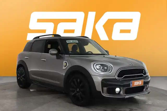 Harmaa Maastoauto, MINI Countryman – VAR-39570