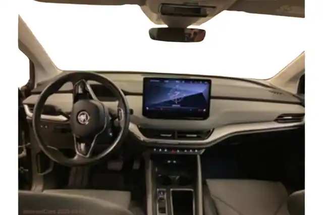 Musta Maastoauto, Skoda Enyaq – VAR-39634