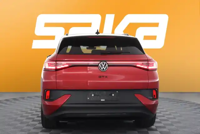Punainen Maastoauto, Volkswagen ID.4 – VAR-39919