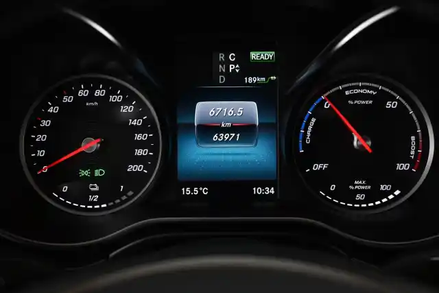 Musta Tila-auto, Mercedes-Benz EQV – VAR-39923