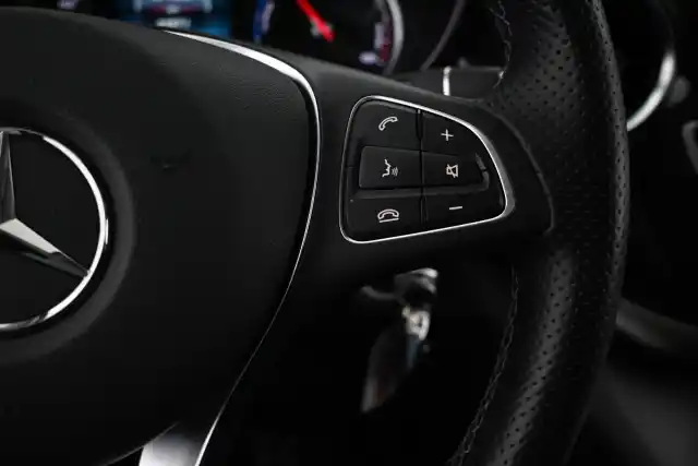Musta Tila-auto, Mercedes-Benz EQV – VAR-39923