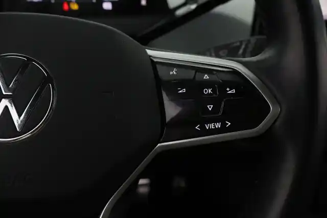 Valkoinen Viistoperä, Volkswagen ID.3 – VAR-39964