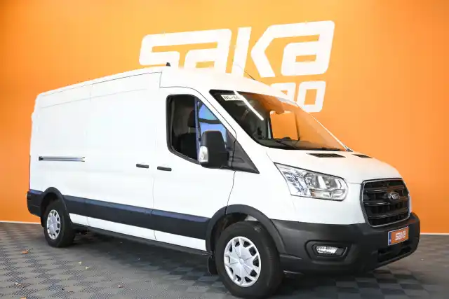 Valkoinen Pakettiauto, Ford Transit – VAR-40178