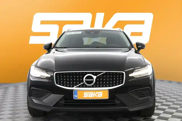 Musta Farmari, Volvo V60 Cross Country – VAR-40236