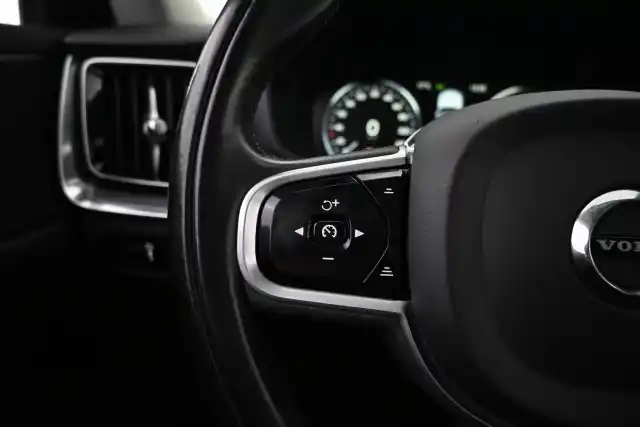 Musta Farmari, Volvo V60 Cross Country – VAR-40236