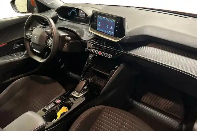 Oranssi Maastoauto, Peugeot e-2008 – VAR-40344