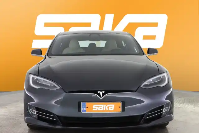 Harmaa Sedan, Tesla Model S – VAR-403710