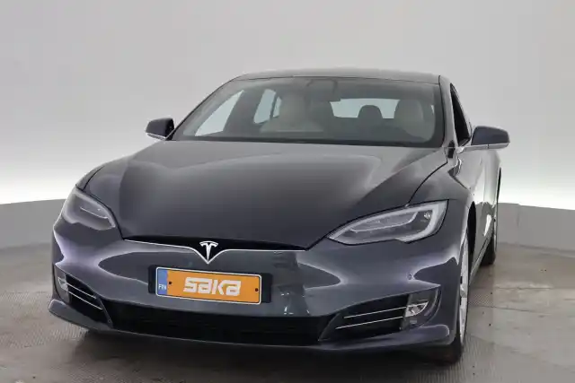 Harmaa Sedan, Tesla Model S – VAR-403710