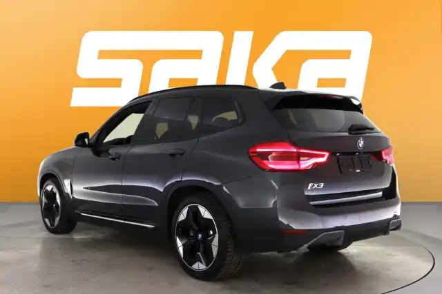 Musta Maastoauto, BMW iX3 – VAR-40378