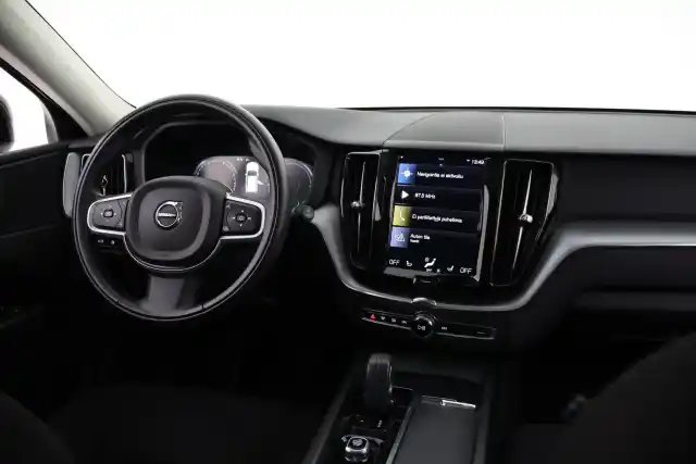 Musta Maastoauto, Volvo XC60 – VAR-40577