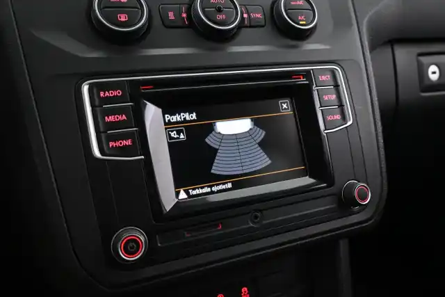 Valkoinen Tila-auto, Volkswagen Caddy Maxi – VAR-40644