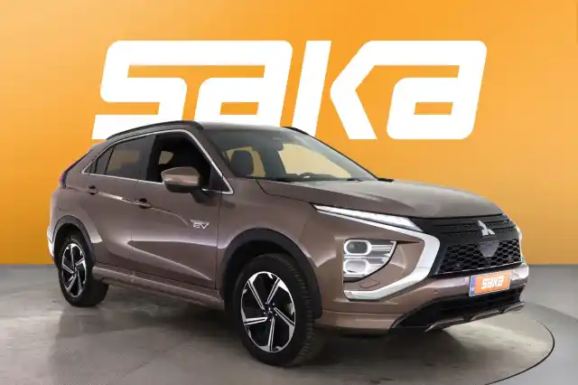 Ruskea Maastoauto, Mitsubishi Eclipse Cross – VAR-40679