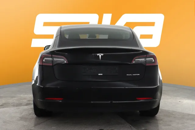 Musta Sedan, Tesla Model 3 – VAR-40692