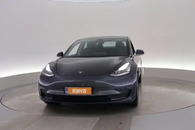 Harmaa Sedan, Tesla Model 3 – VAR-40860