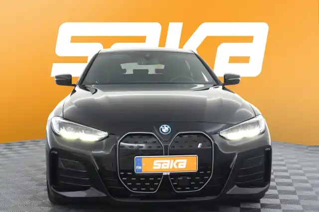 Sininen Sedan, BMW i4 – VAR-41116