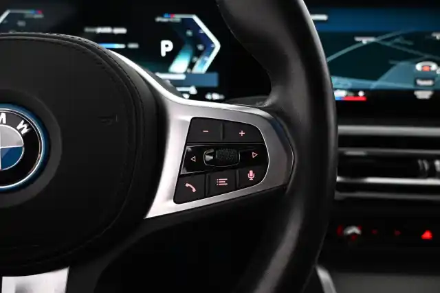 Sininen Sedan, BMW i4 – VAR-41116