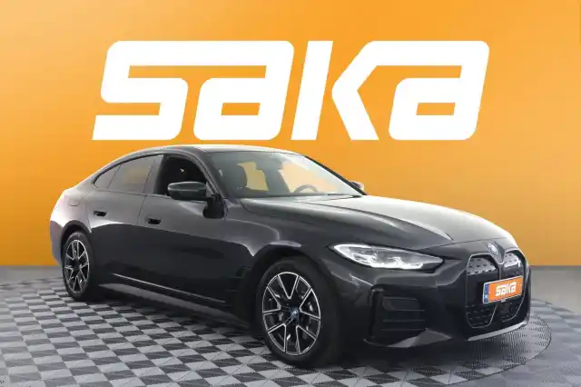 Sininen Sedan, BMW i4 – VAR-41116