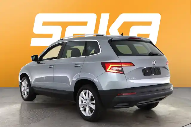 Harmaa Maastoauto, Skoda Karoq – VAR-41450