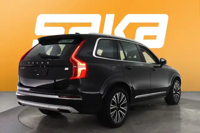 Musta Maastoauto, Volvo XC90 – VAR-41764