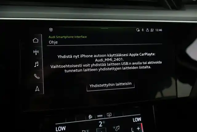 Musta Maastoauto, Audi e-tron – VAR-42401