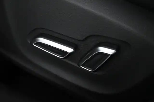 Musta Maastoauto, MG Marvel R – VAR-42717