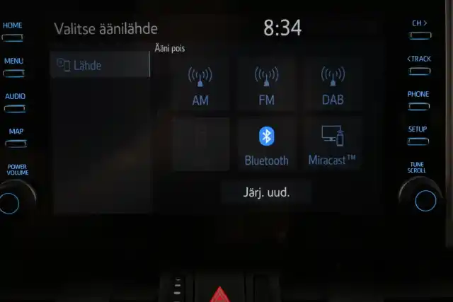 Harmaa Maastoauto, Toyota RAV4 Plug-in – VAR-42841