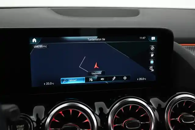 Harmaa Maastoauto, Mercedes-Benz EQA – VAR-42907