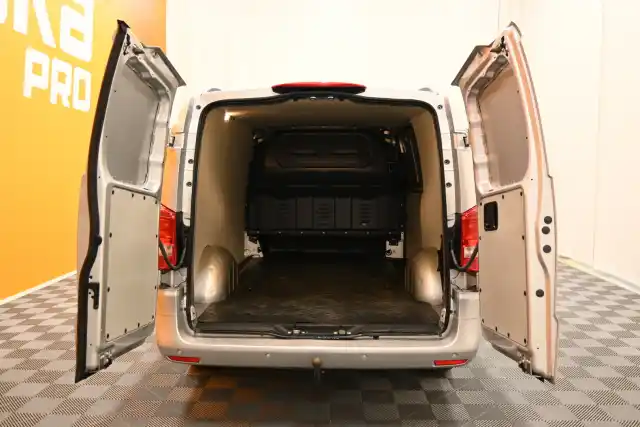 Hopea Pakettiauto, Mercedes-Benz Vito – VAR-42918