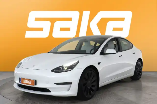 Valkoinen Sedan, Tesla Model 3 – VAR-42923