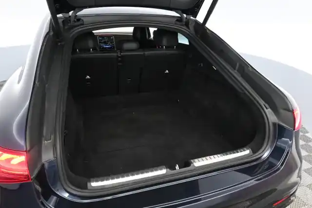 Sininen Sedan, Mercedes-Benz EQS – VAR-43097