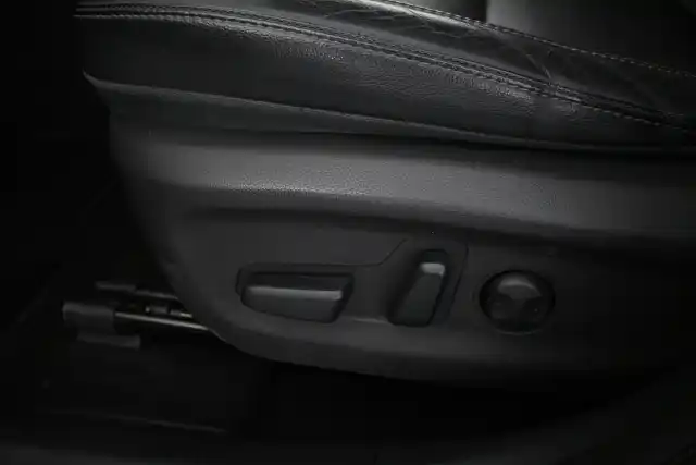 Harmaa Maastoauto, Hyundai KONA – VAR-43303