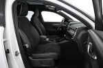 Valkoinen Maastoauto, Volvo XC40 – VAR-43614, kuva 14