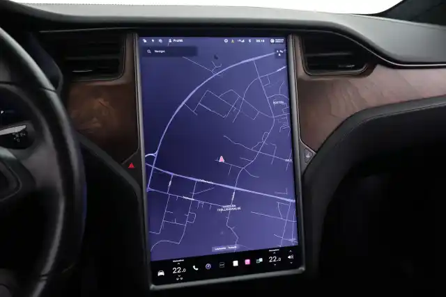 Harmaa Maastoauto, Tesla Model X – VAR-43896