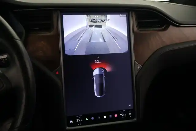 Harmaa Maastoauto, Tesla Model X – VAR-43896