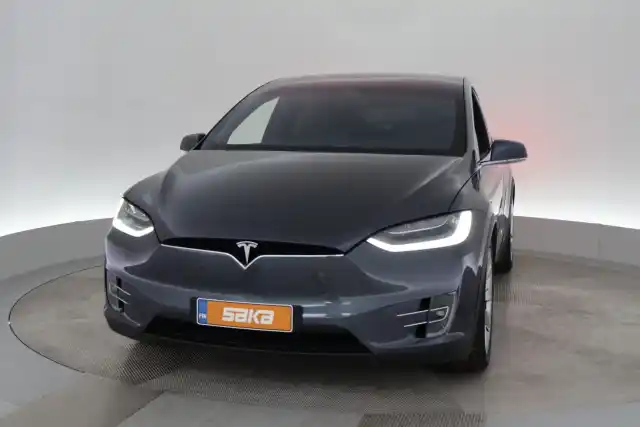 Harmaa Maastoauto, Tesla Model X – VAR-43896