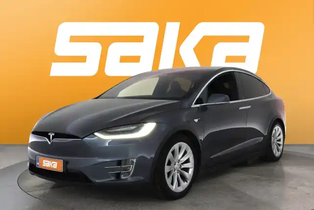 Harmaa Maastoauto, Tesla Model X – VAR-43896