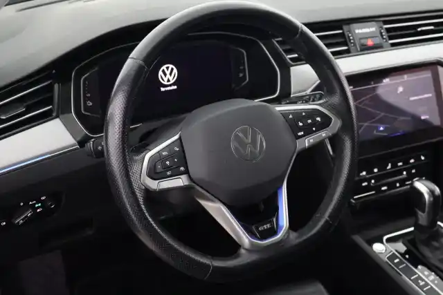 Hopea Farmari, Volkswagen Passat – VAR-44347