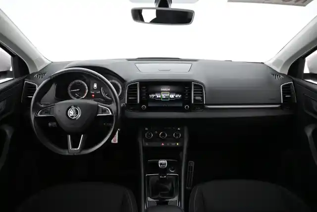 Valkoinen Farmari, Skoda Karoq – VAR-44411