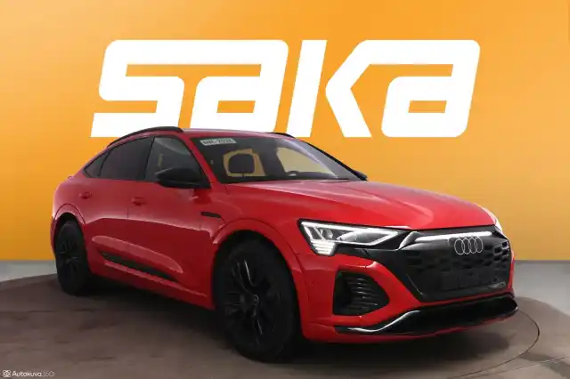 Punainen Maastoauto, Audi Q8 e-tron – VAR-44516