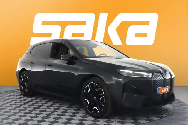 Musta Maastoauto, BMW iX – VAR-44651