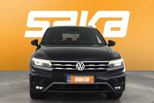 Musta Maastoauto, Volkswagen Tiguan Allspace – VAR-44764