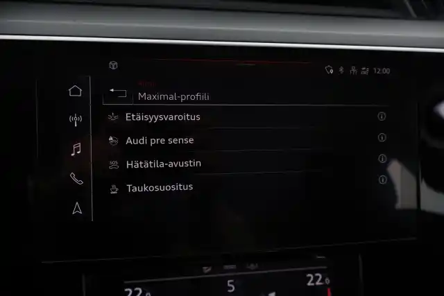 Musta Maastoauto, Audi e-tron – VAR-44803