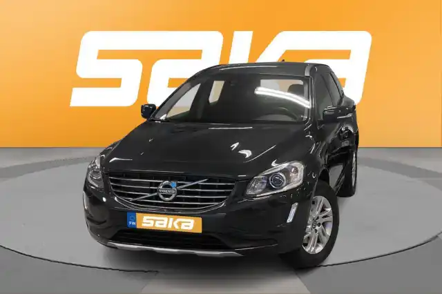 Harmaa Maastoauto, Volvo XC60 – VAR-45368