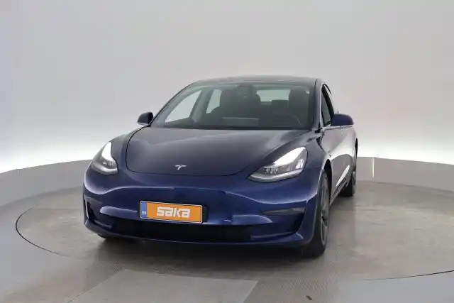 Sininen Sedan, Tesla Model 3 – VAR-45550