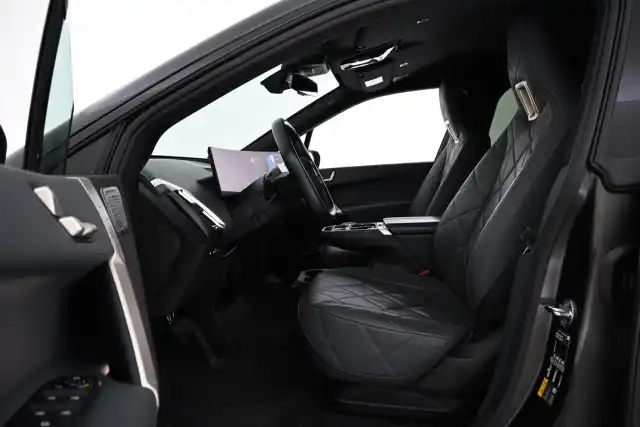 Harmaa Maastoauto, BMW iX – VAR-45578