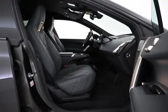 Harmaa Maastoauto, BMW iX – VAR-45578