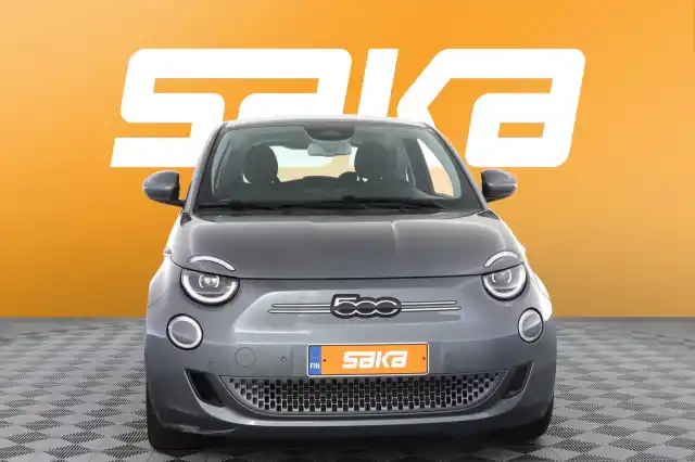 Harmaa Viistoperä, Fiat 500e – VAR-45976