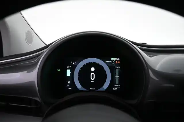 Harmaa Viistoperä, Fiat 500e – VAR-45976